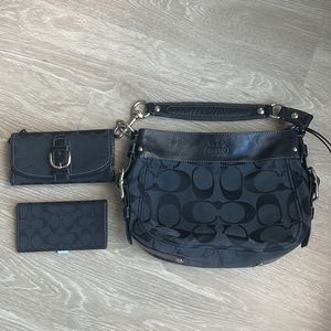 Coach shoulder bag with matching wallet and multi-purpose envelope